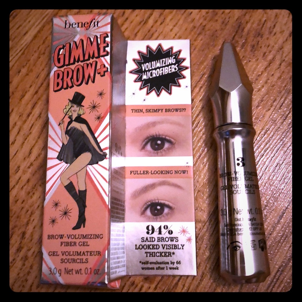 ⭐️Benefit Gimme Brow Shade 3
